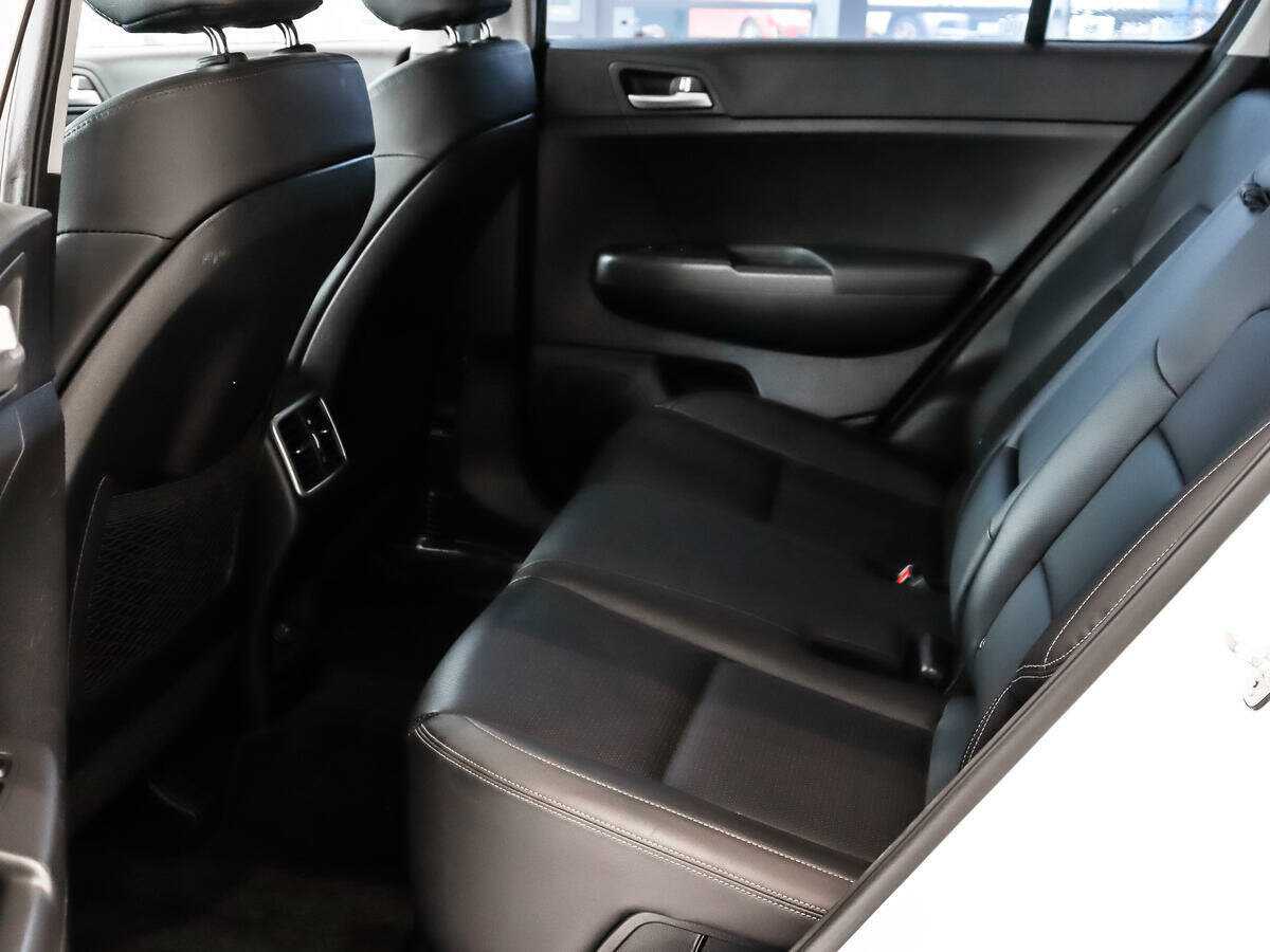 Б/У Киа Спортейдж 2018 года. Фото: #11