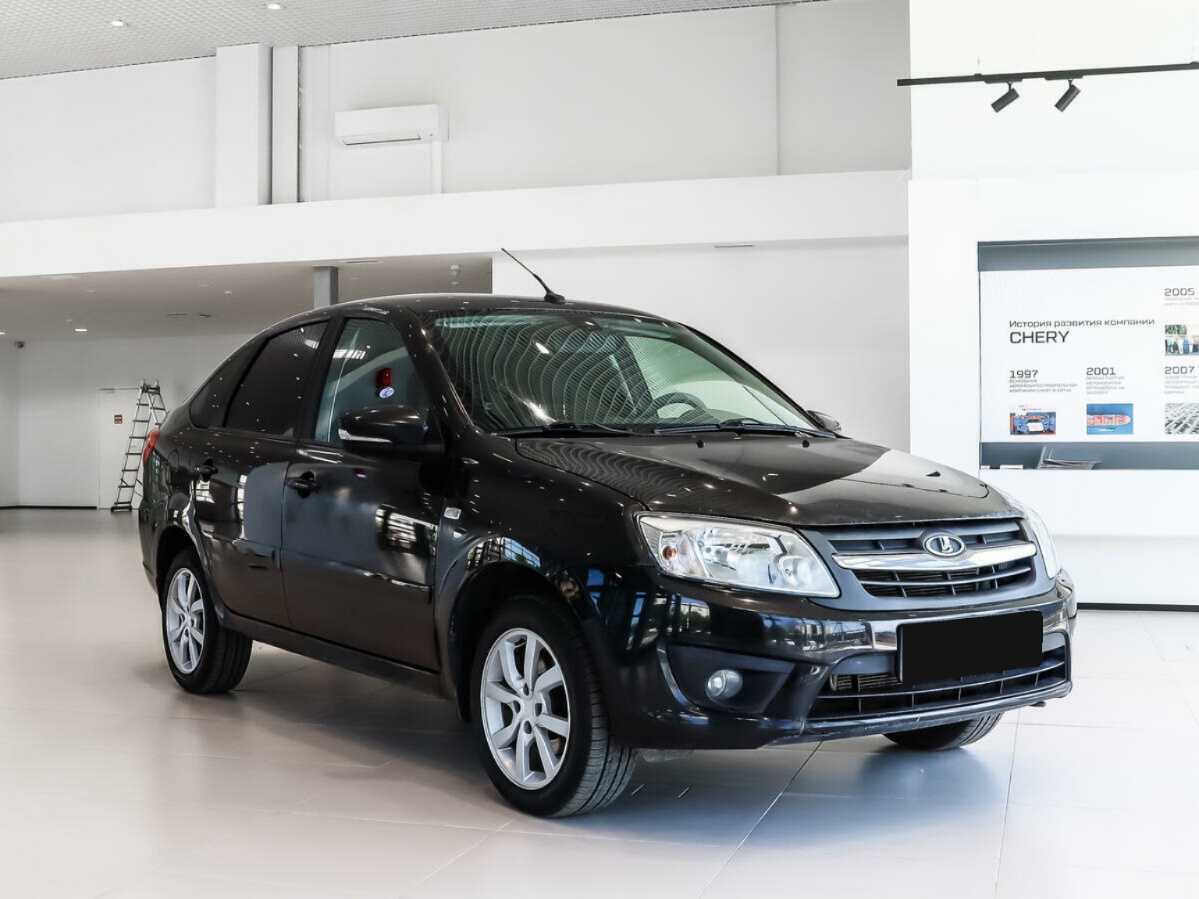 Б/У Лада (ВАЗ) Гранта 2016 года. Фото: #2