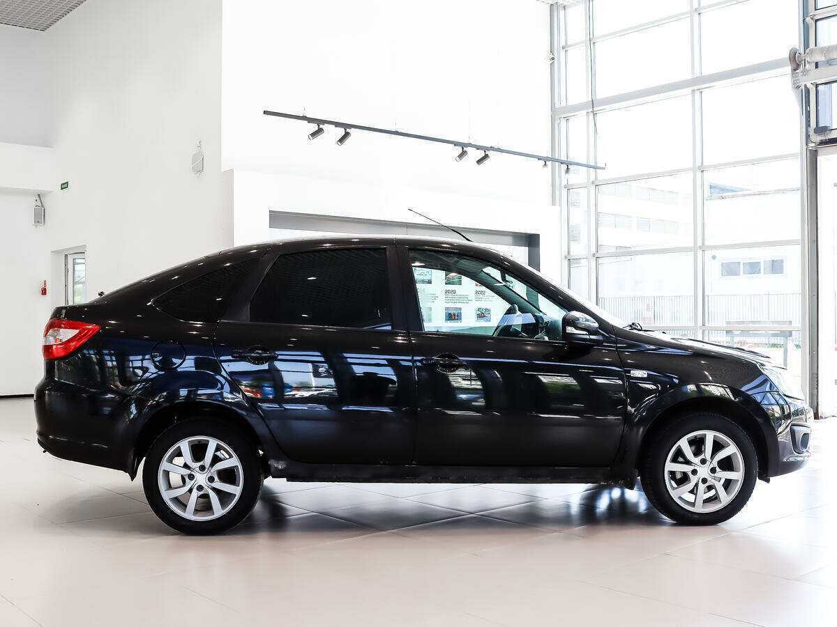 Б/У Лада (ВАЗ) Гранта 2016 года. Фото: #7