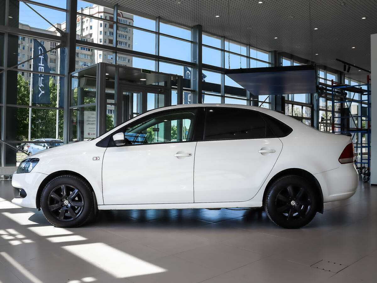 Б/У Фольксваген Поло 2013 года. Фото: #2