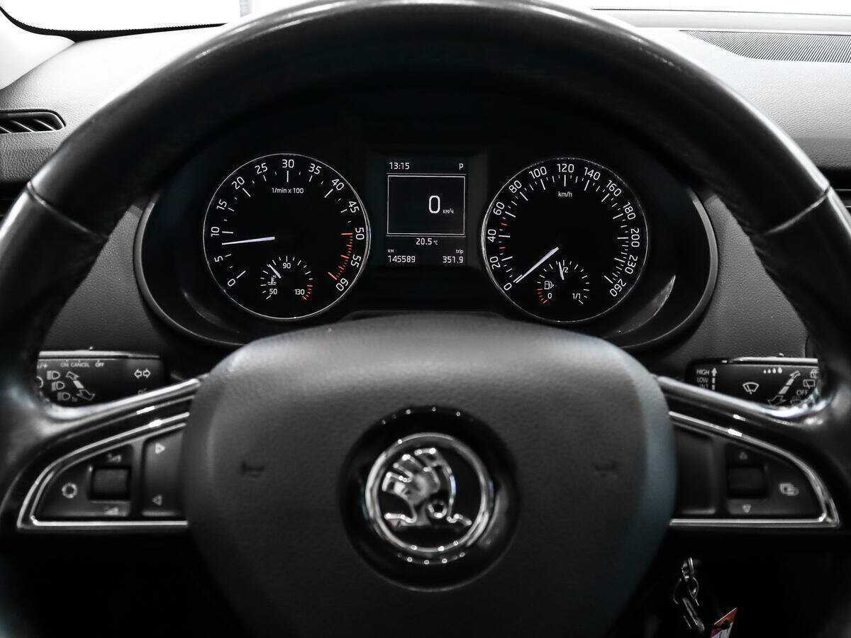 Б/У Шкода Октавия 2014 года. Фото: #15