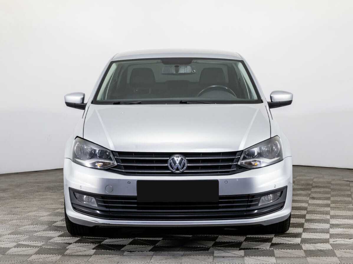 Б/У Фольксваген Поло 2016 года. Фото: #1