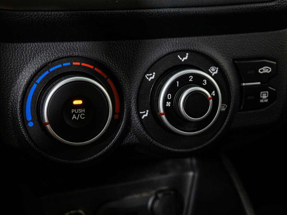 Б/У Киа Рио 2014 года. Фото: #13