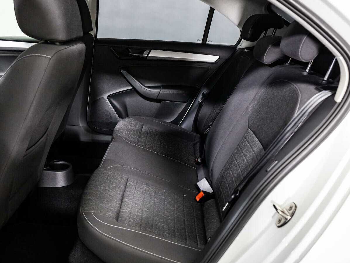 Б/У Шкода Рапид 2020 года. Фото: #9