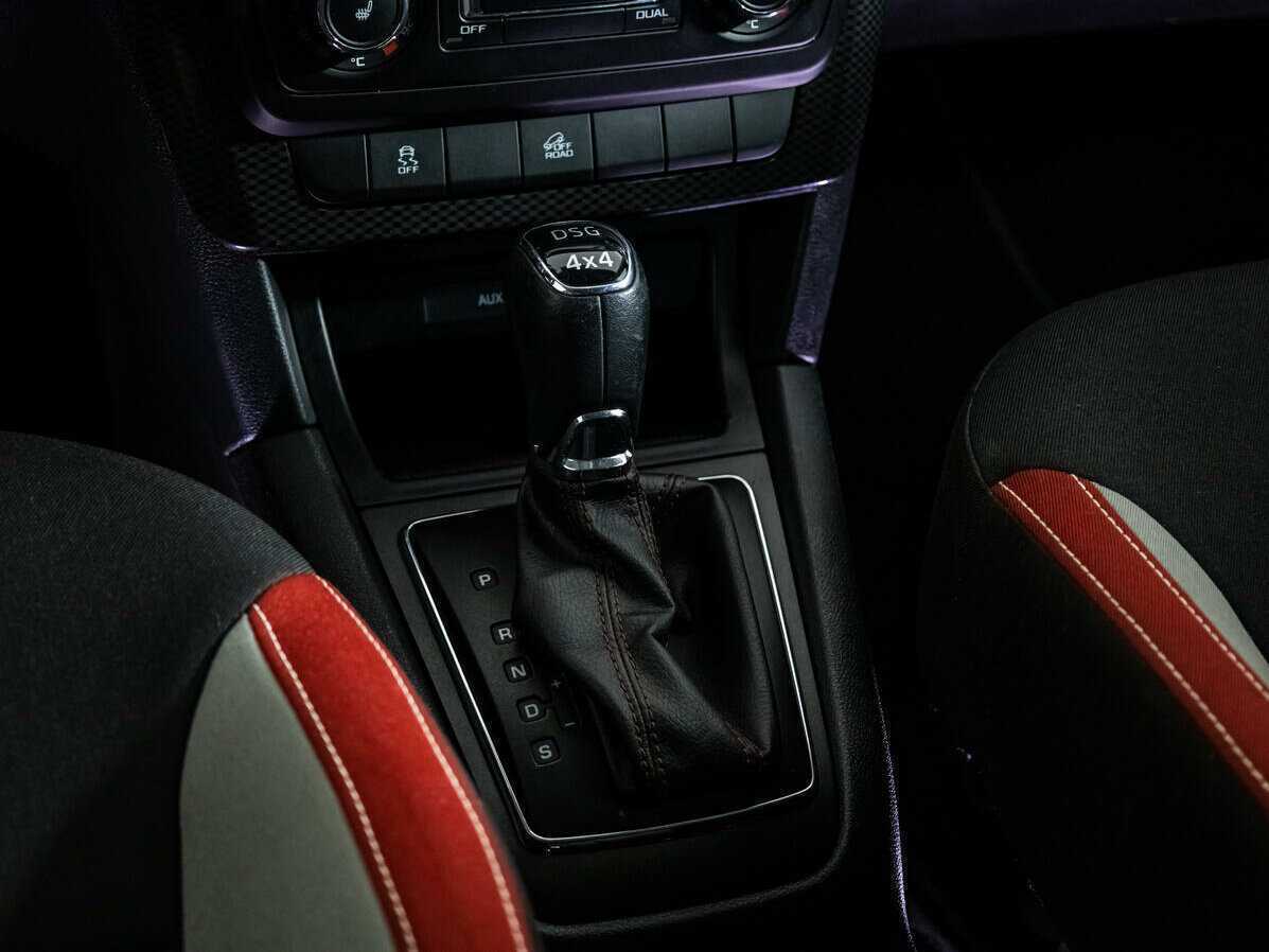 Б/У Шкода Йети 2017 года. Фото: #14