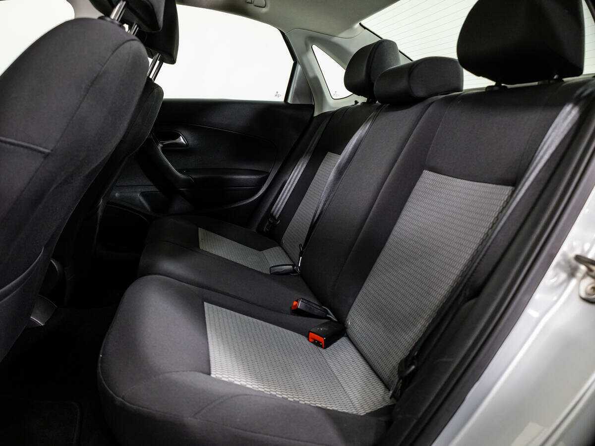 Б/У Фольксваген Поло 2014 года. Фото: #9