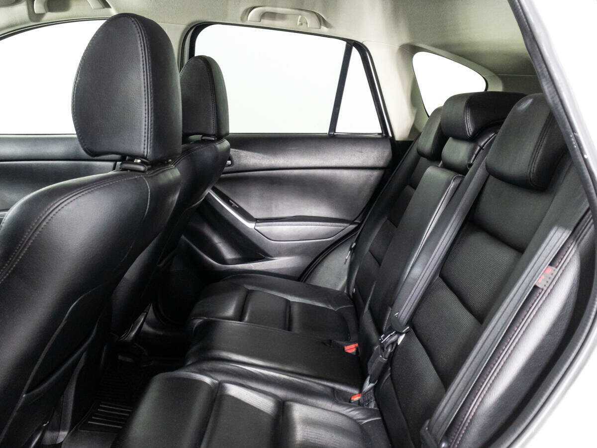 Б/У Мазда Ц-Икс-5 2015 года. Фото: #9