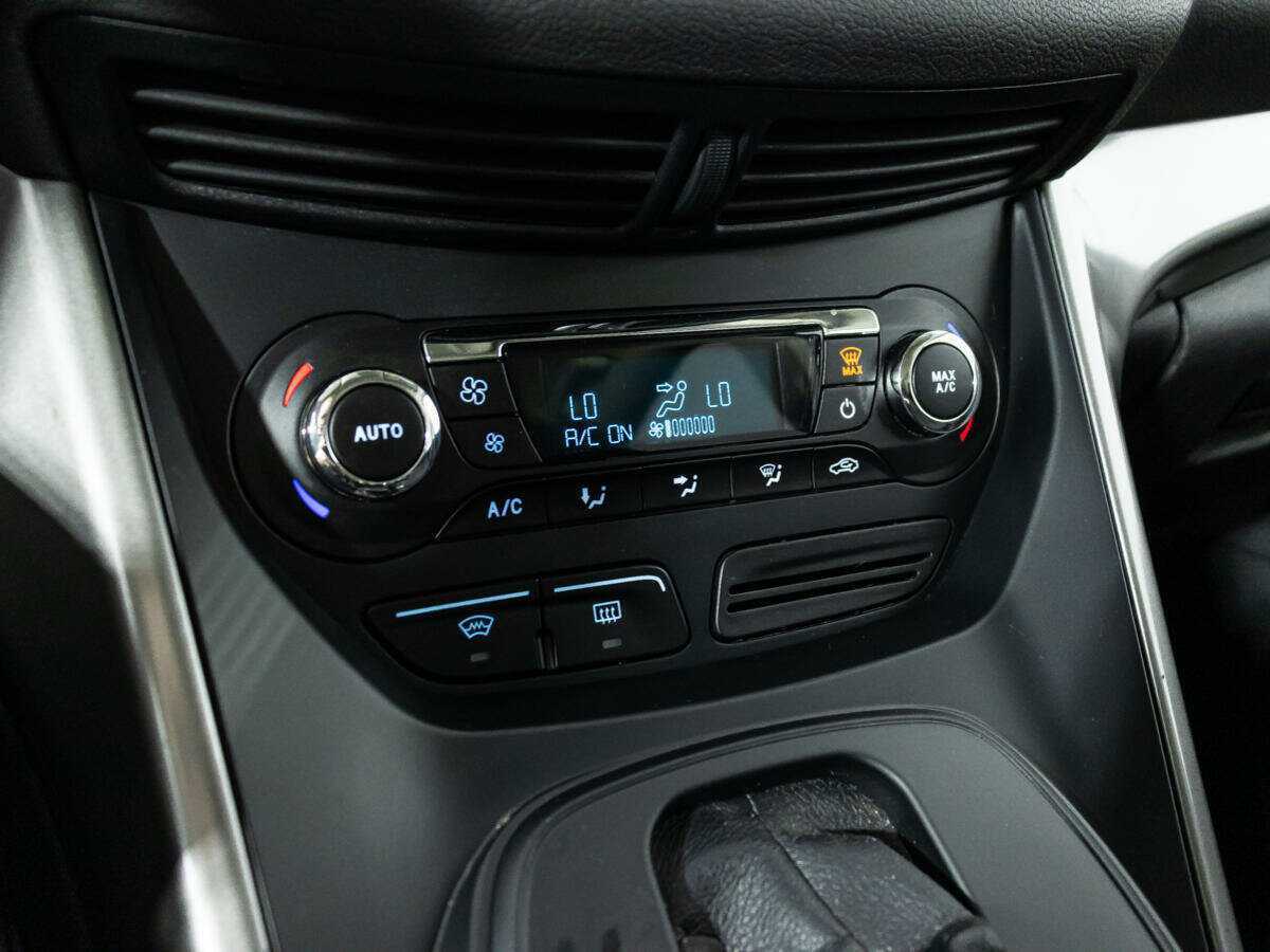 Б/У Форд Куга 2016 года. Фото: #15