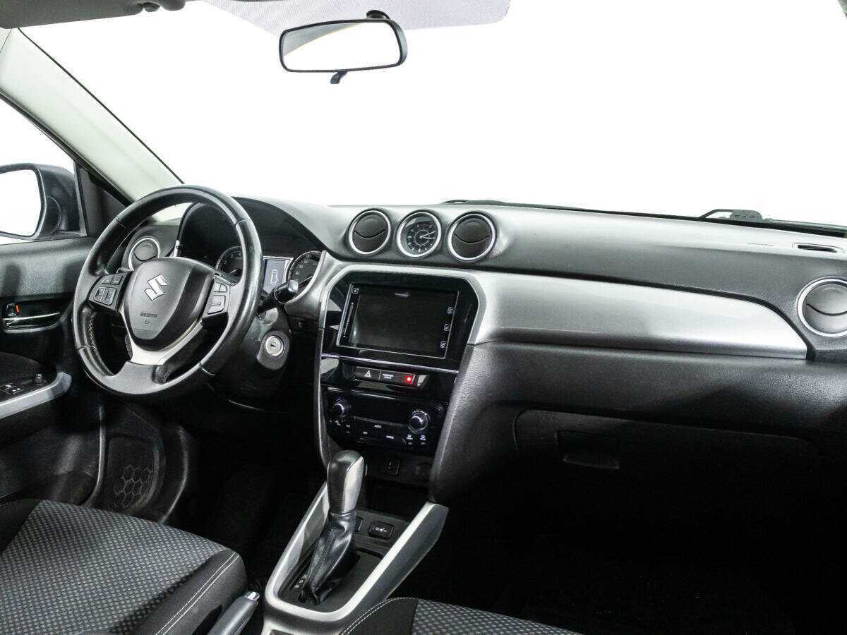 Б/У Сузуки Витара 2017 года. Фото: #8