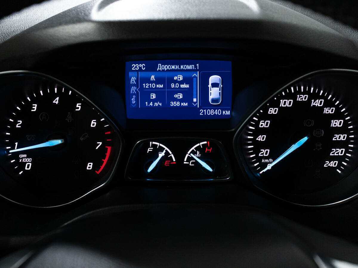 Б/У Форд Куга 2013 года. Фото: #11