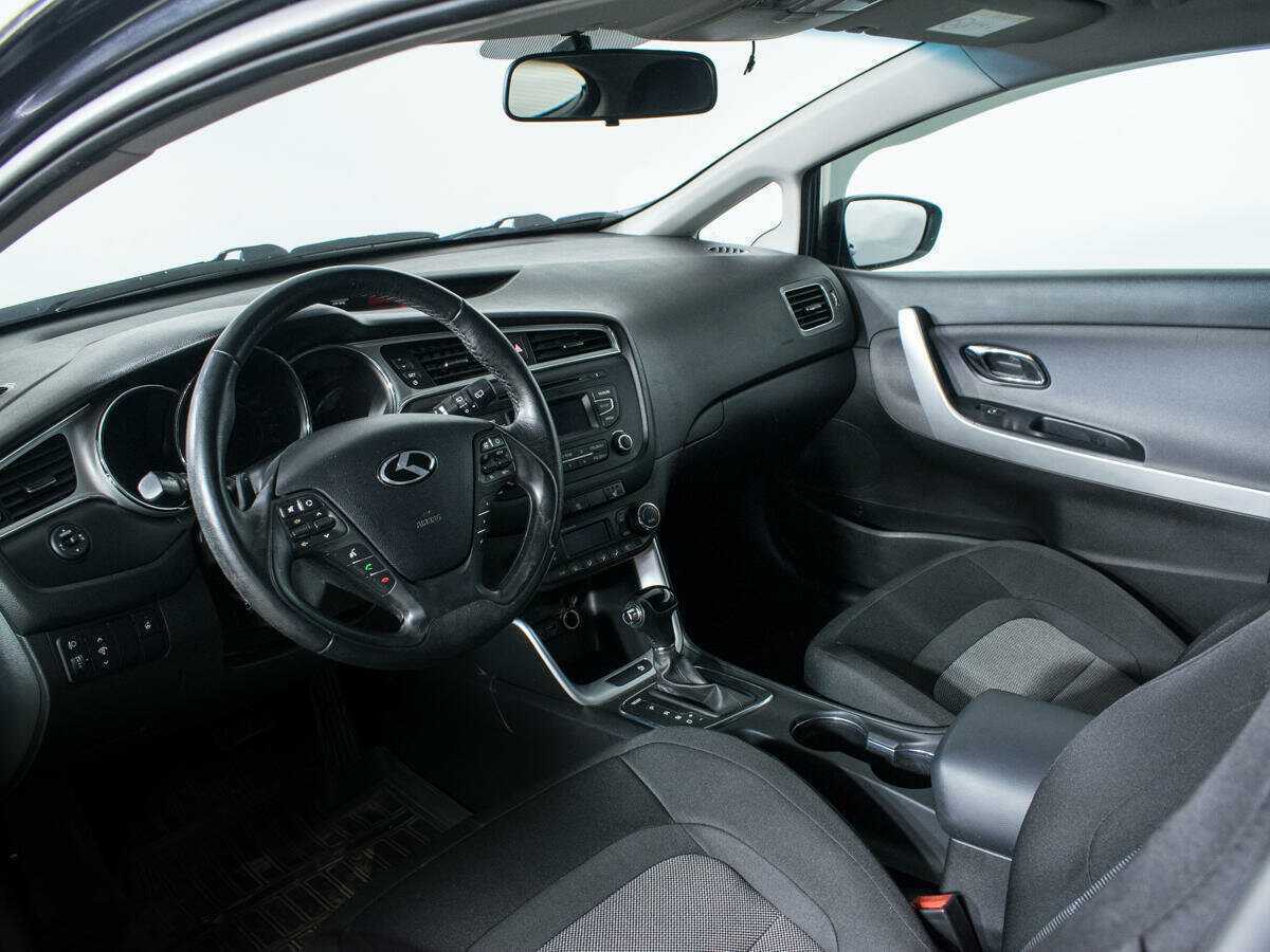 Б/У Киа Сид 2015 года. Фото: #8