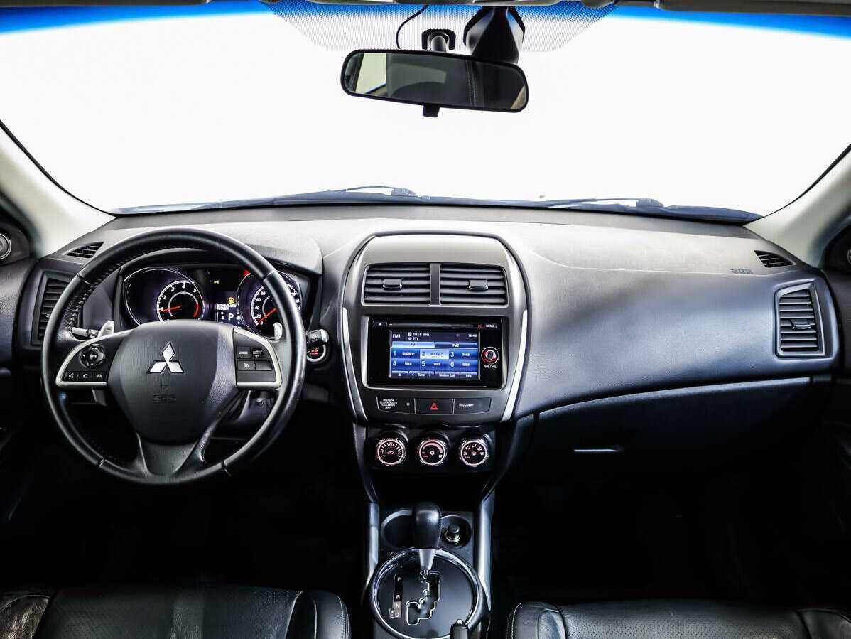 Б/У Митсубиши АС-Икс 2012 года. Фото: #8