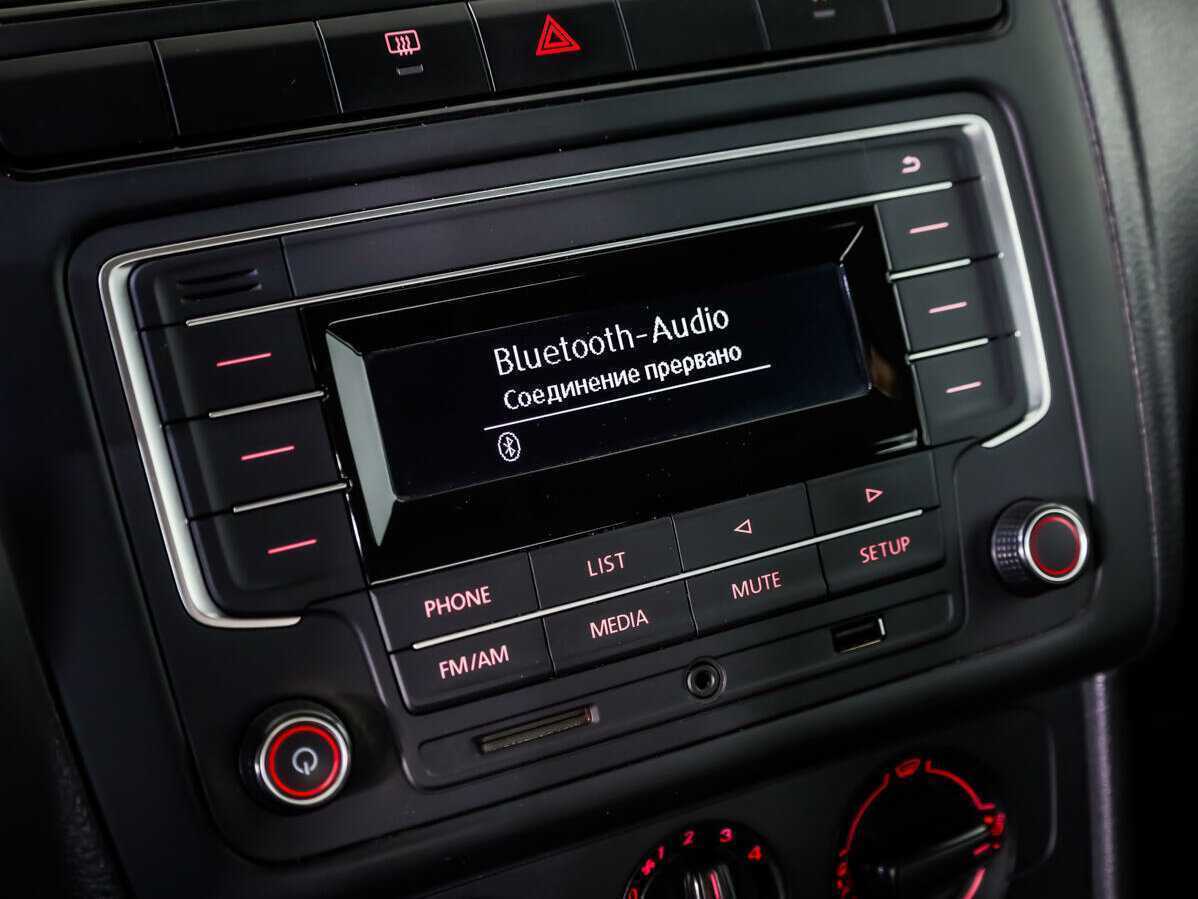 Б/У Фольксваген Поло 2016 года. Фото: #11