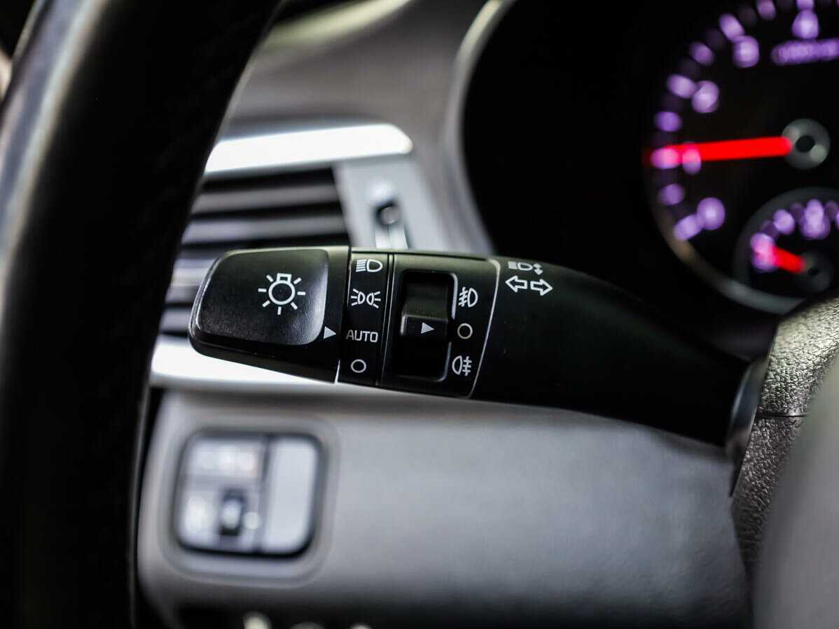 Б/У Киа Оптима 2019 года. Фото: #17