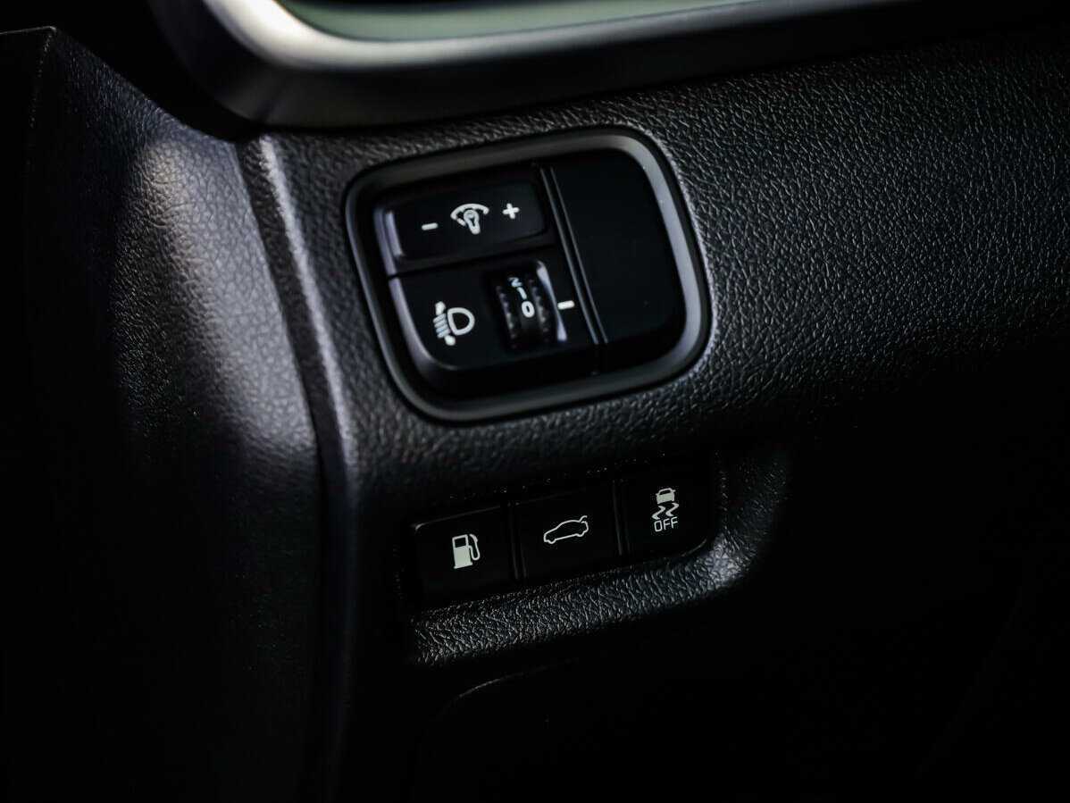 Б/У Киа Оптима 2019 года. Фото: #19