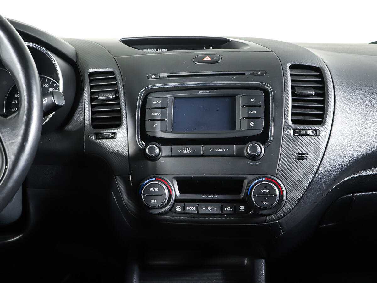 Б/У Киа Церато 2017 года. Фото: #11