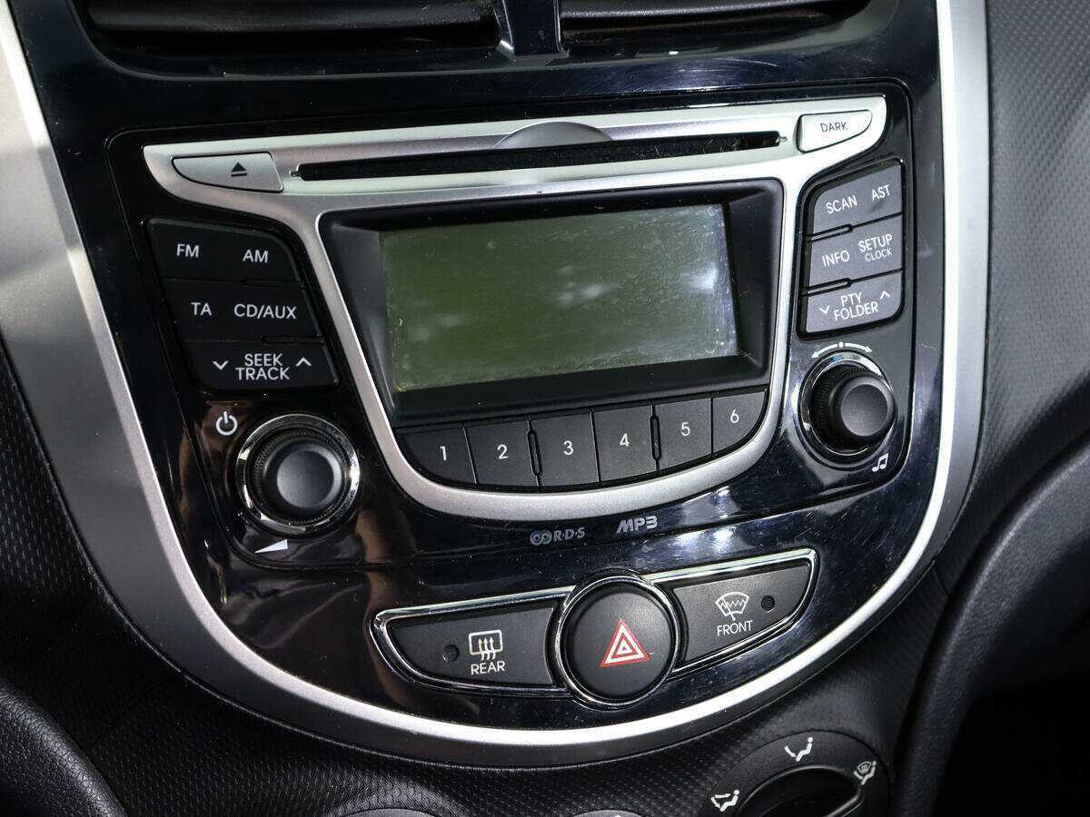 Б/У Хендай Солярис 2014 года. Фото: #17