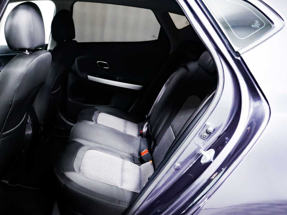 Б/У Киа Сид 2018 года. Фото: #9