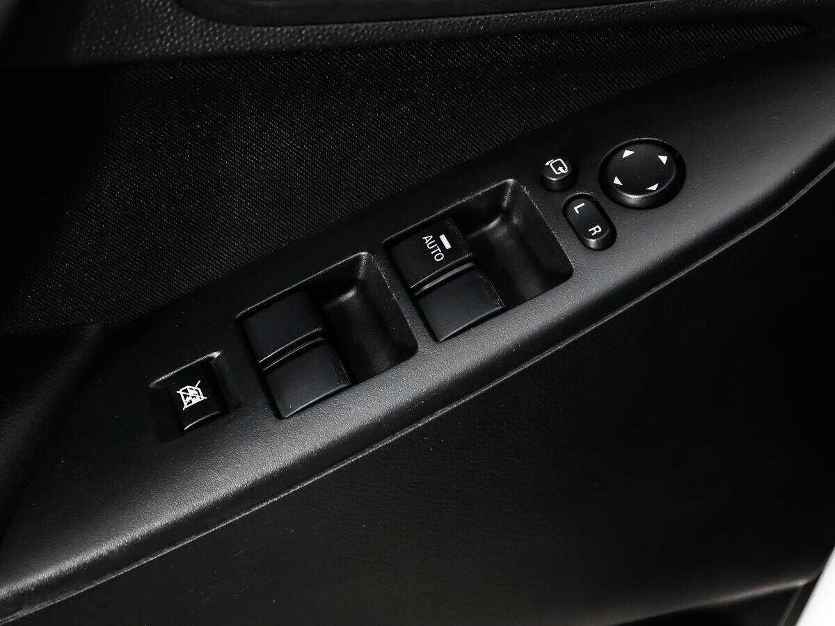 Б/У Мазда 3 2013 года. Фото: #12