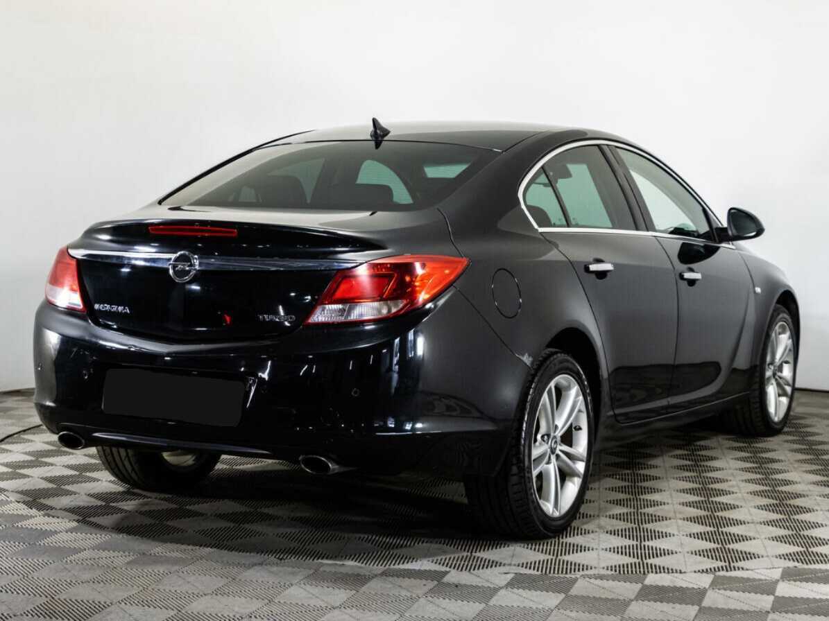 Б/У Опель Инсигния 2013 года. Фото: #3