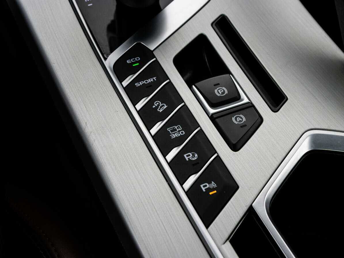 Б/У Джили Кулрэй 2022 года. Фото: #12