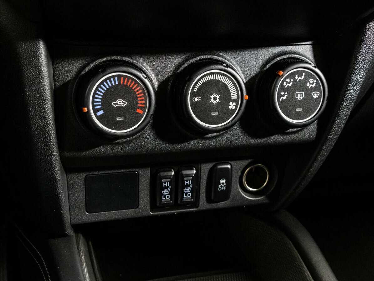 Б/У Митсубиши АС-Икс 2018 года. Фото: #11