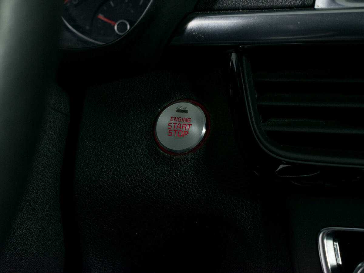 Б/У Киа Оптима 2016 года. Фото: #9