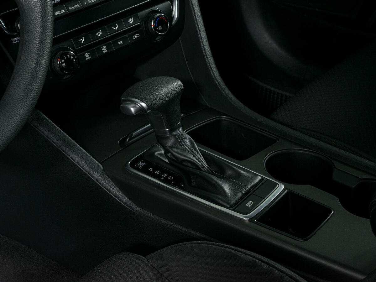 Б/У Киа Оптима 2017 года. Фото: #6