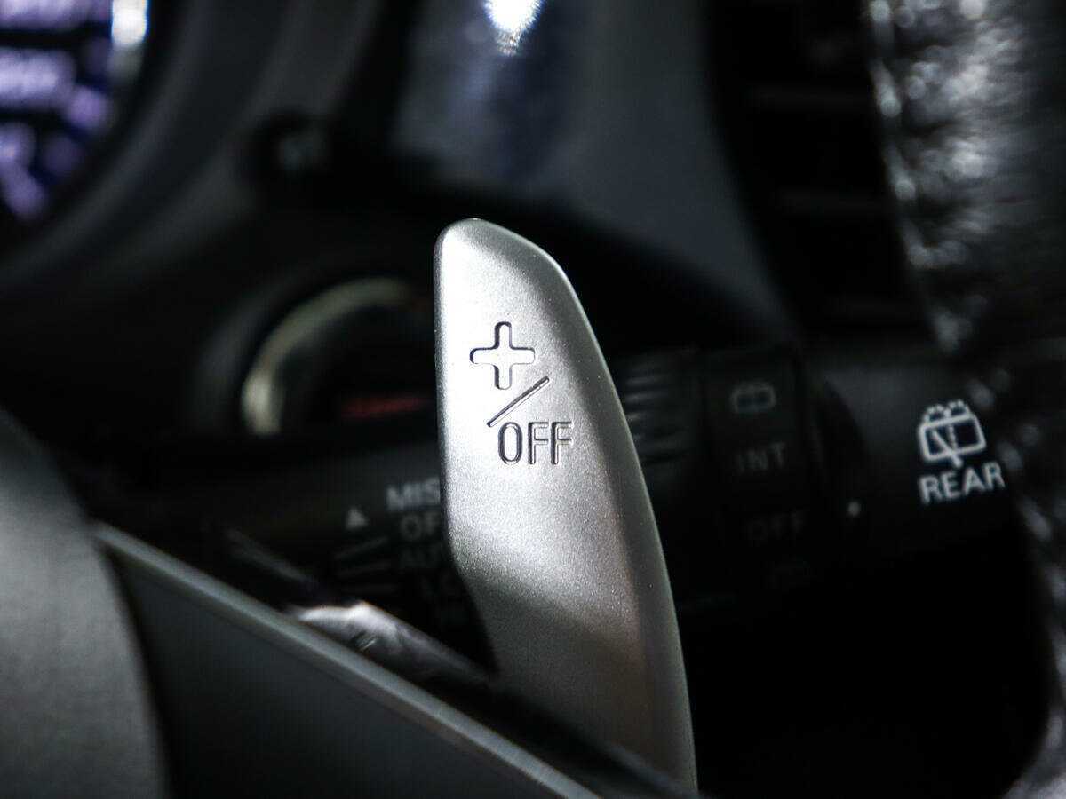 Б/У Митсубиши Оутлэндер 2017 года. Фото: #14