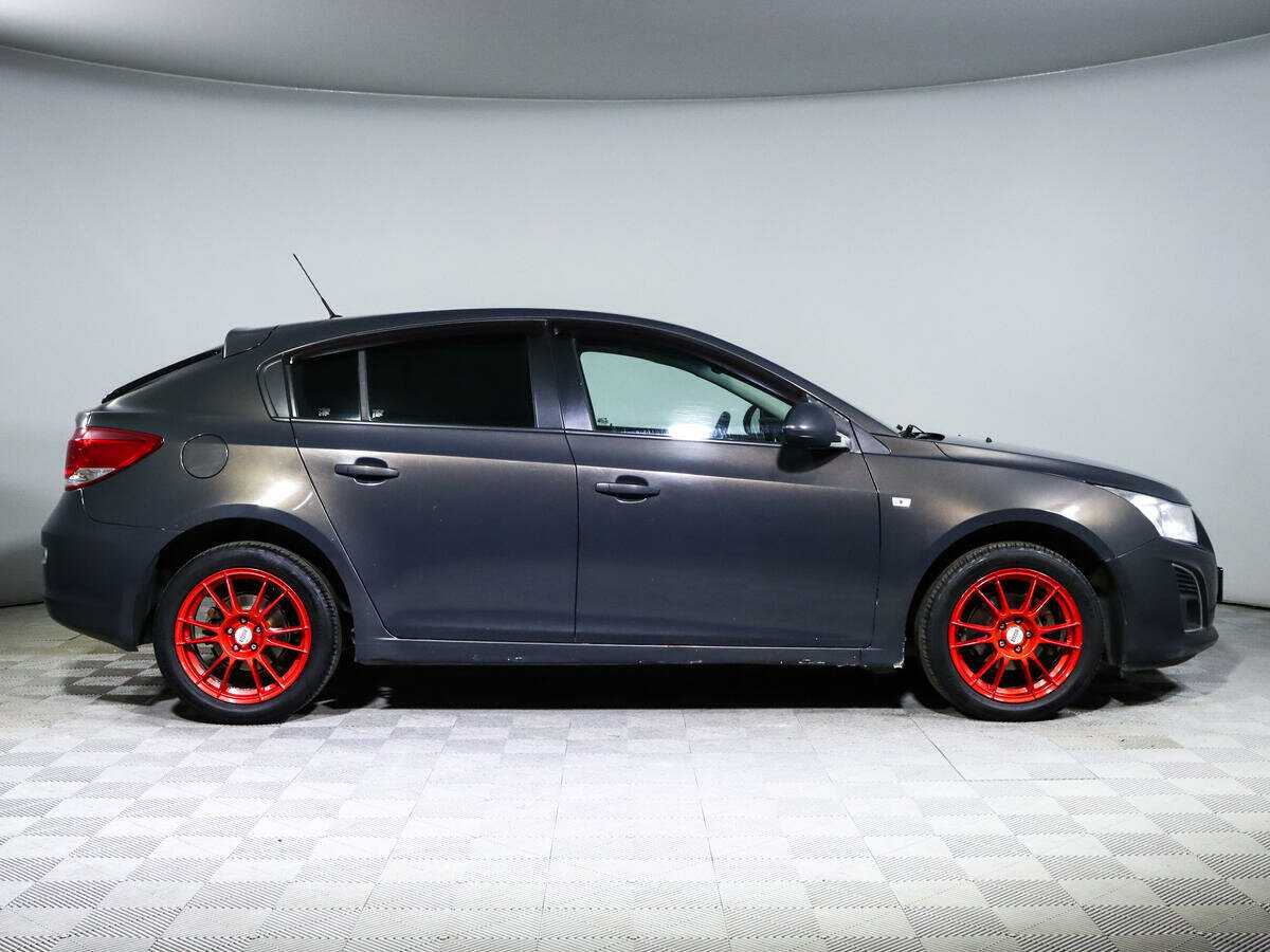 Б/У Шевроле Круз 2013 года. Фото: #3