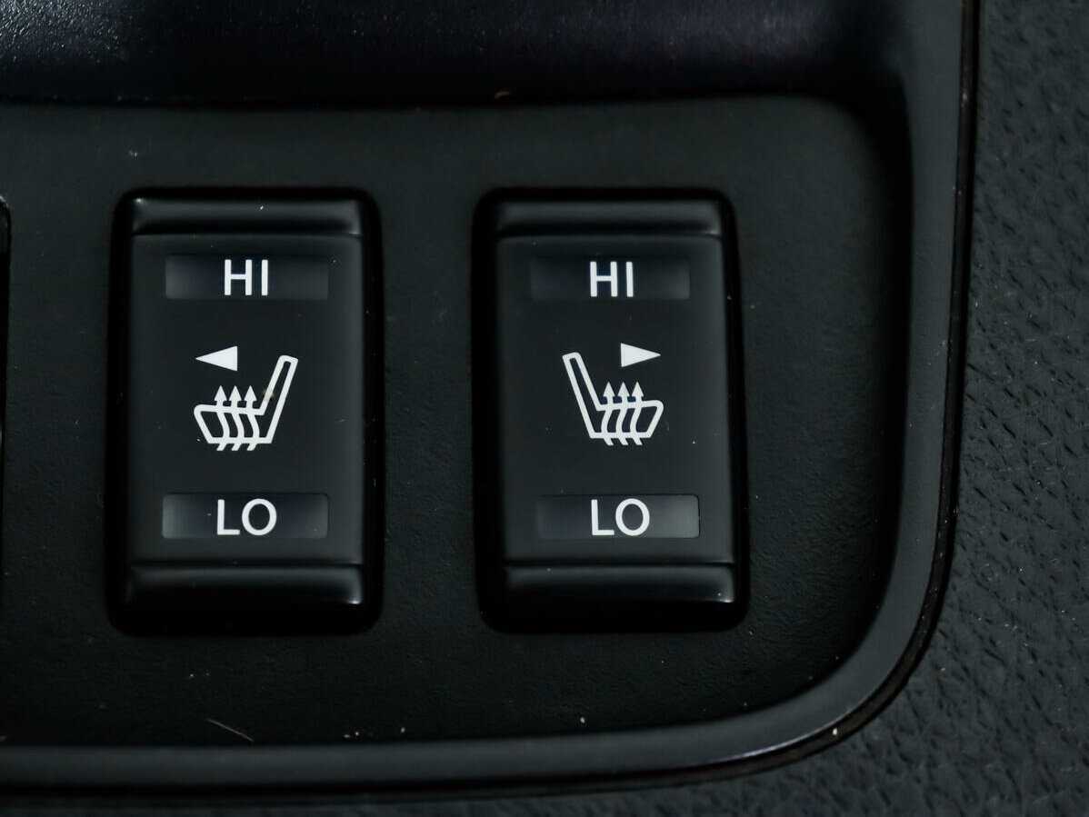 Б/У Ниссан Тиида 2015 года. Фото: #11