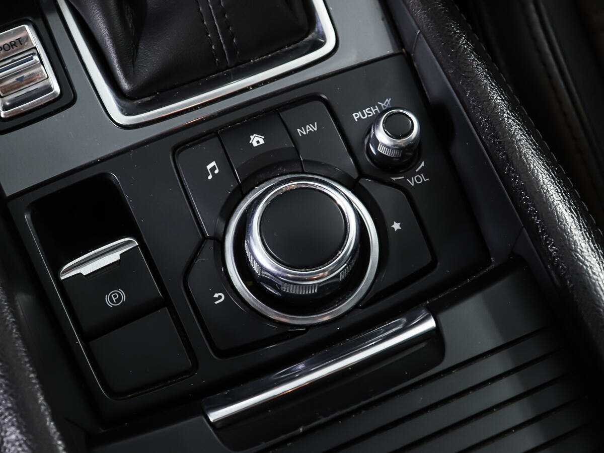 Б/У Мазда 6 2015 года. Фото: #16