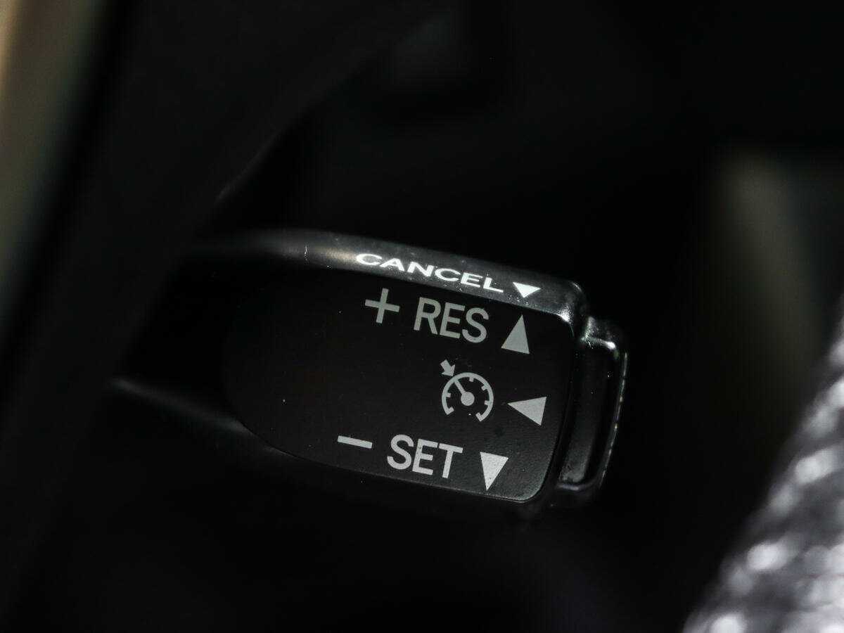 Б/У Тойота Рав4 2014 года. Фото: #17