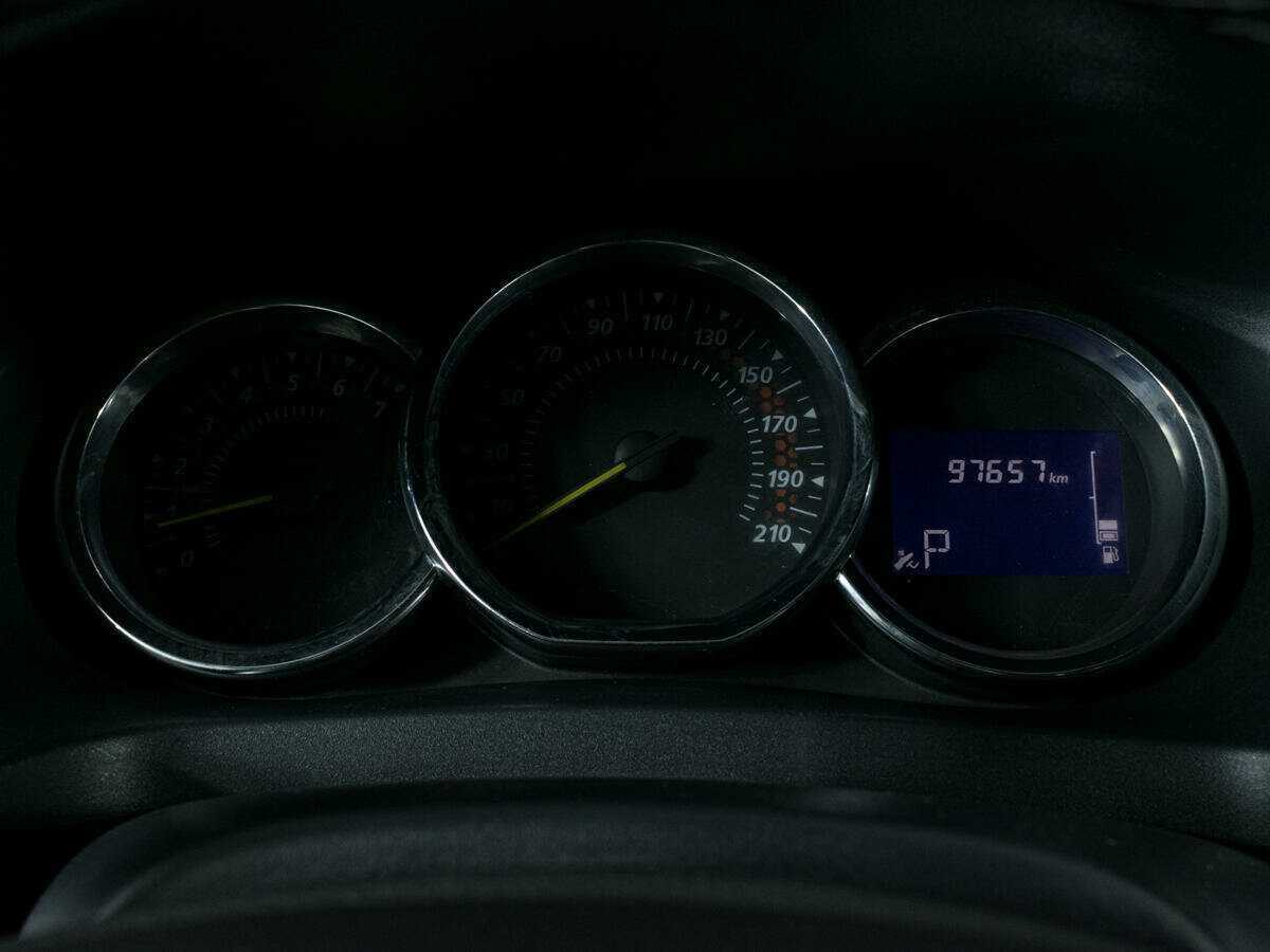 Б/У Рено Сандеро 2017 года. Фото: #12