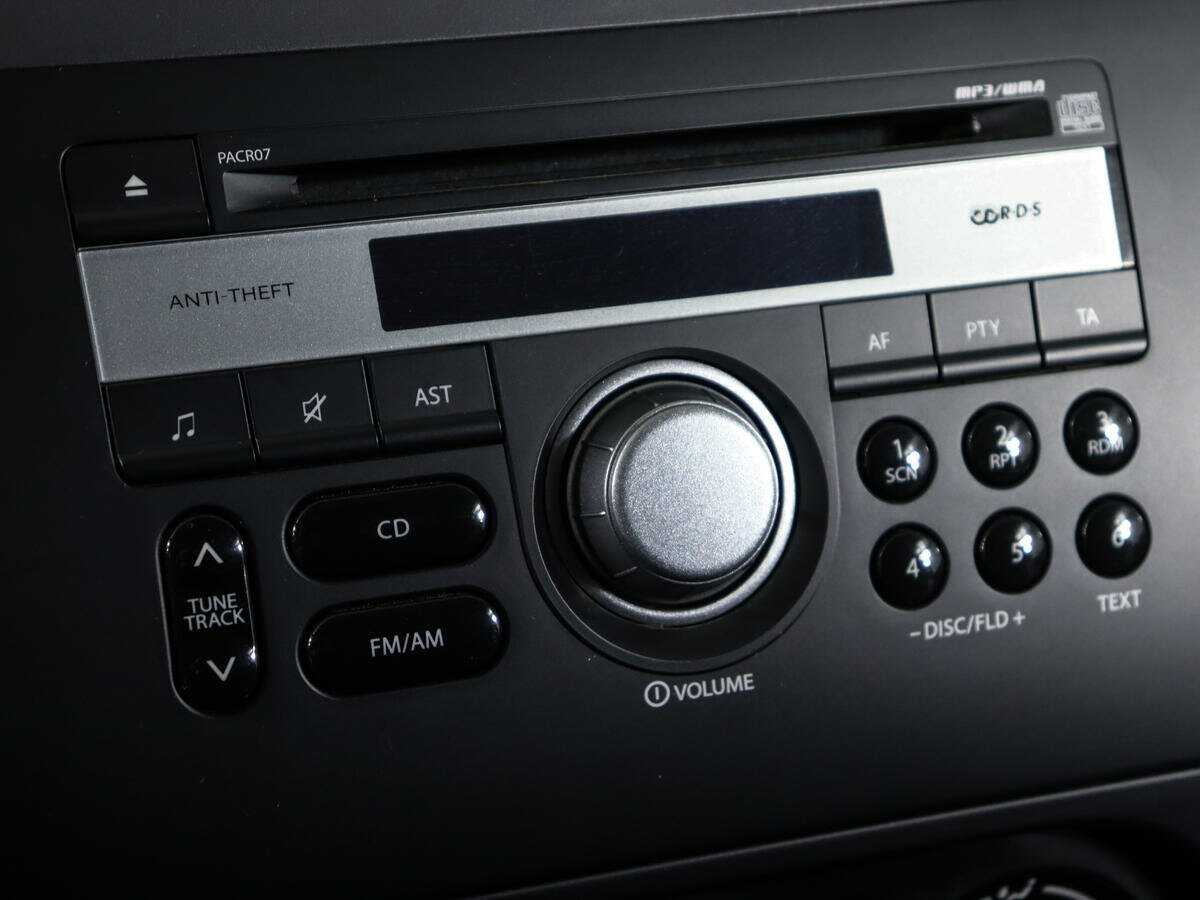 Б/У Сузуки С-Икс4 2014 года. Фото: #17