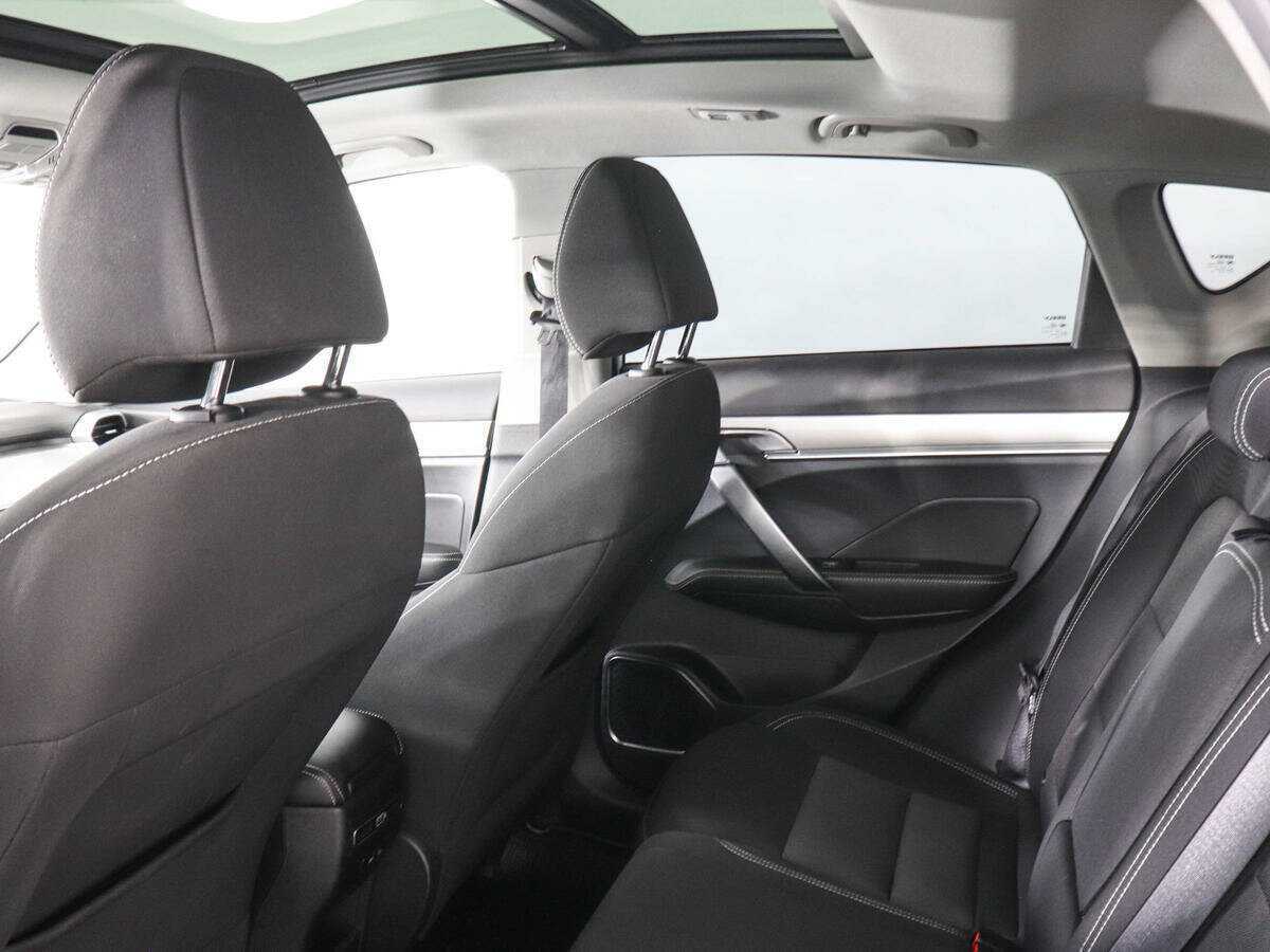 Б/У Джили Кулрэй 2021 года. Фото: #11