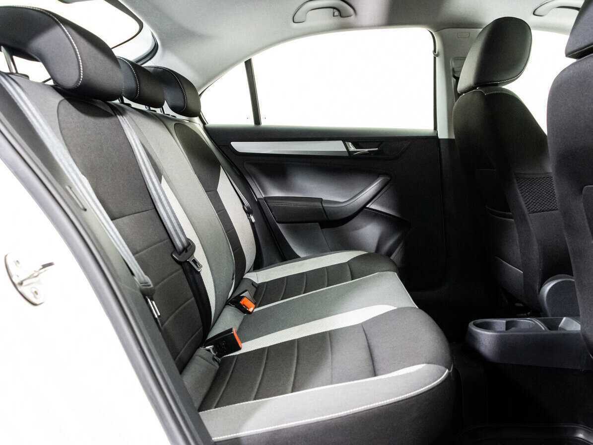 Б/У Шкода Рапид 2019 года. Фото: #8