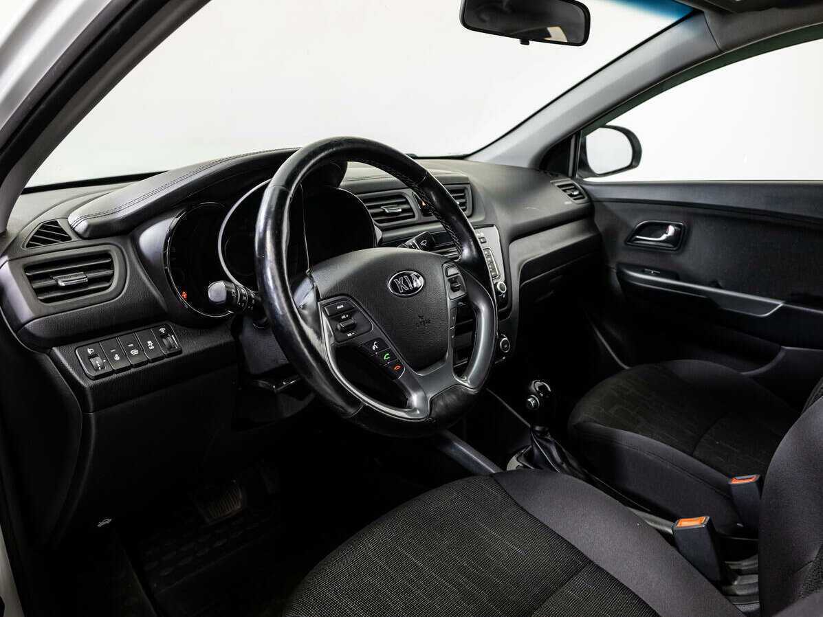 Б/У Киа Рио 2015 года. Фото: #10
