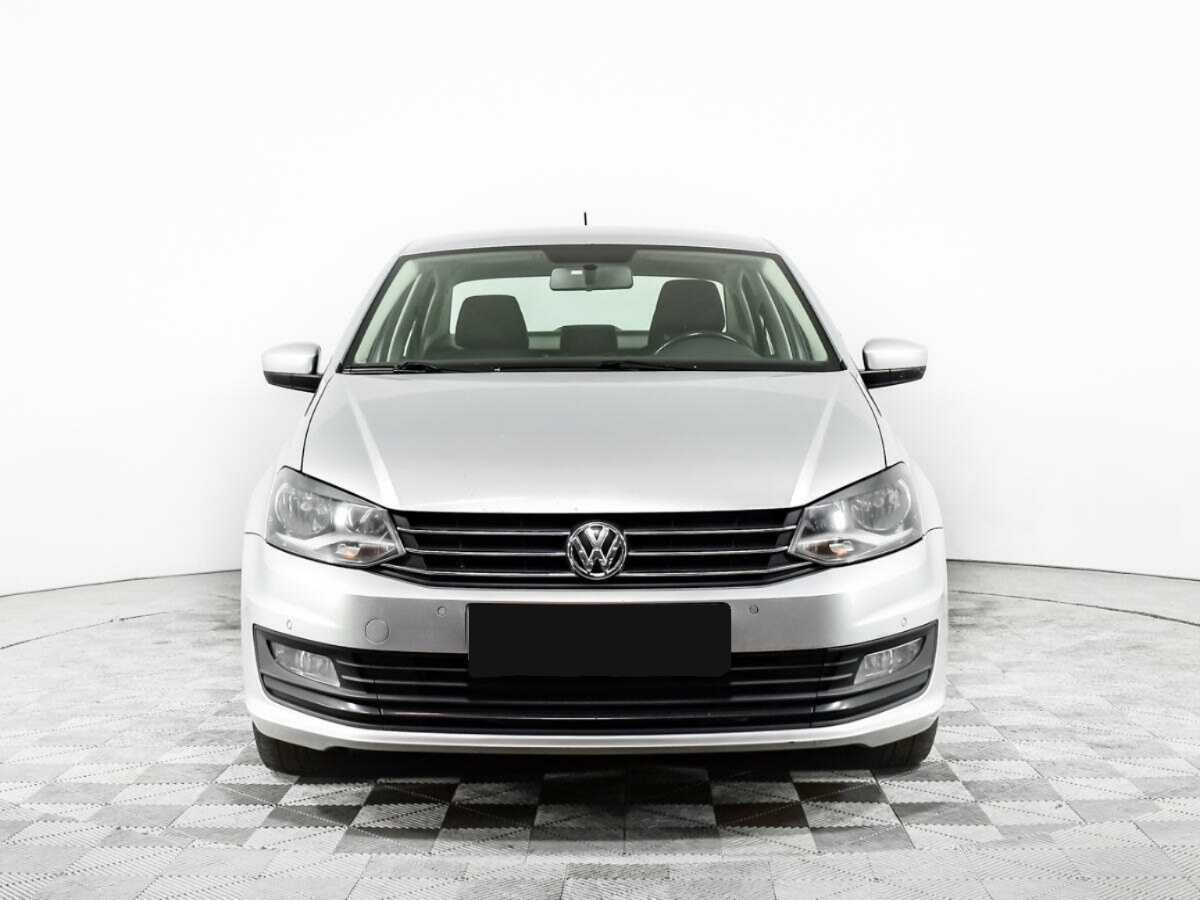 Б/У Фольксваген Поло 2017 года. Фото: #1