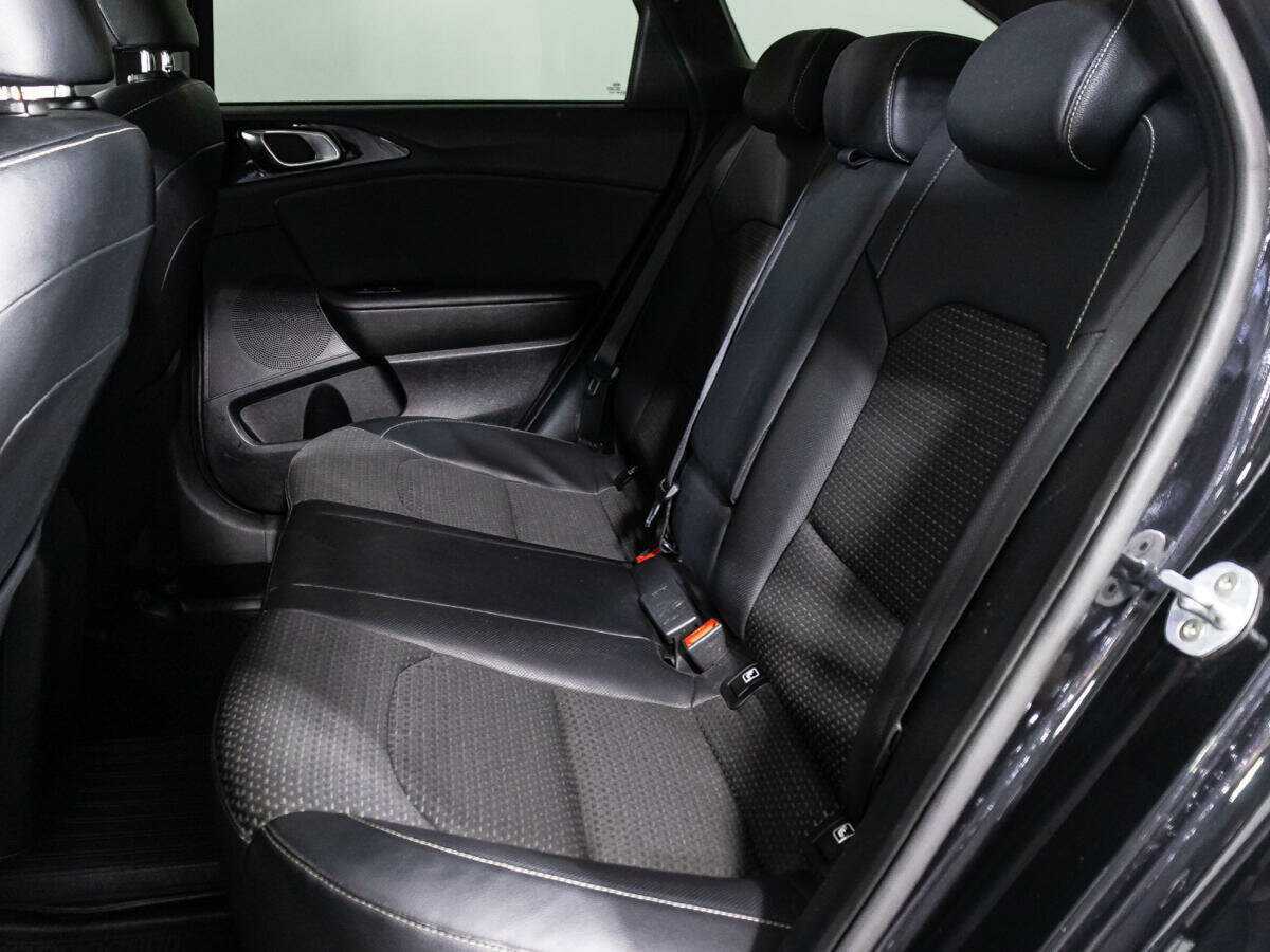 Б/У Киа Сид 2019 года. Фото: #9