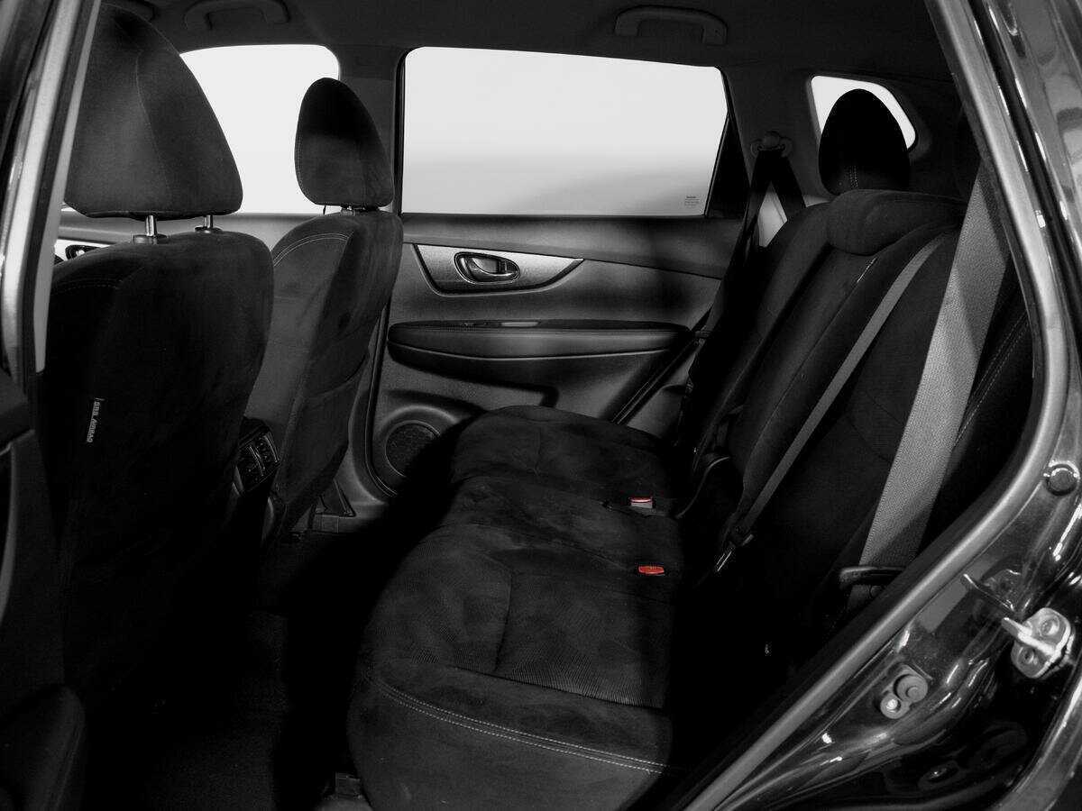 Б/У Ниссан Икс-Трейл 2015 года. Фото: #7