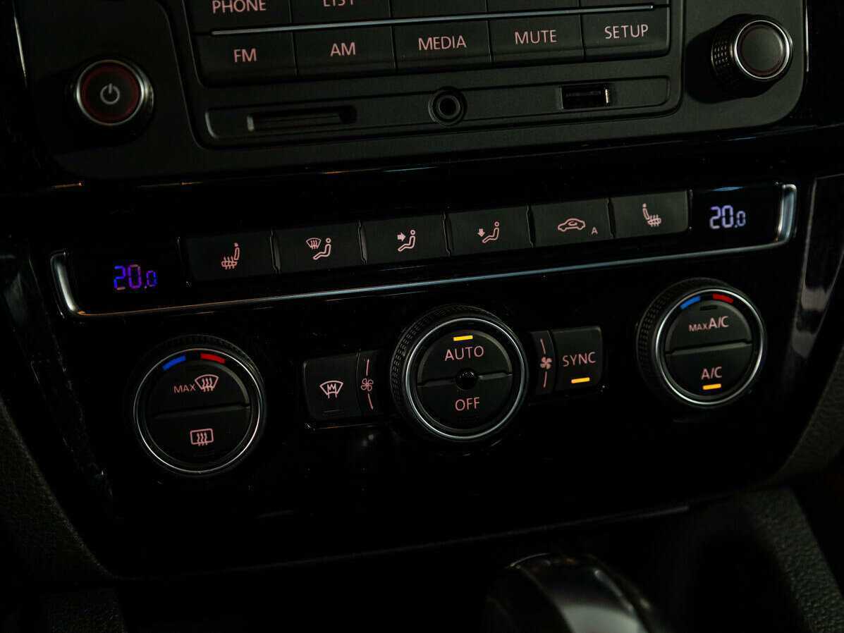 Б/У Фольксваген Джетта 2016 года. Фото: #14