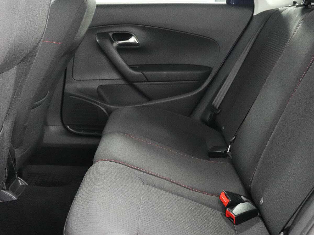 Б/У Фольксваген Поло 2017 года. Фото: #8