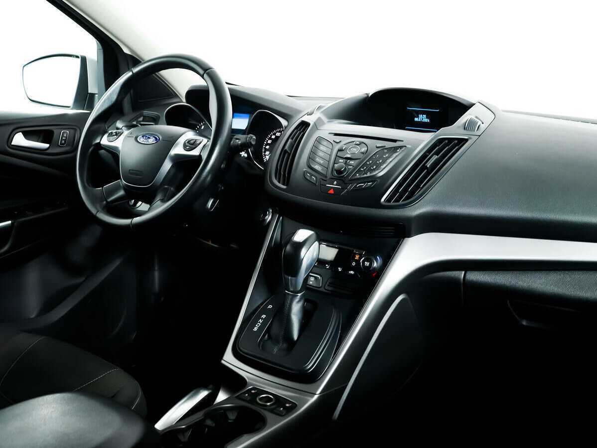 Б/У Форд Куга 2016 года. Фото: #8