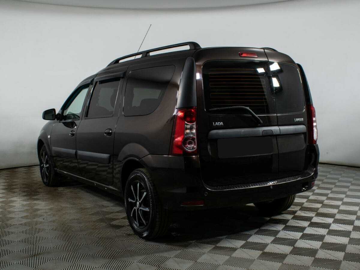 Б/У Лада (ВАЗ) Ларгус 2015 года. Фото: #5