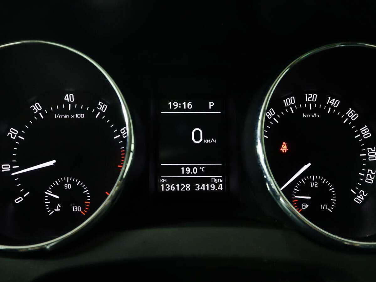 Б/У Шкода Йети 2015 года. Фото: #10