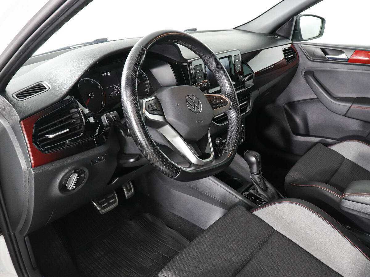 Б/У Фольксваген Поло 2021 года. Фото: #8