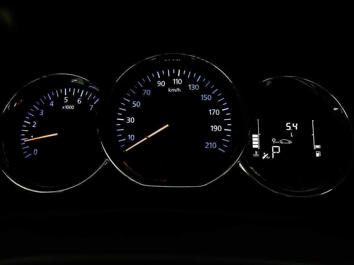 Б/У Рено Логан 2020 года. Фото: #10