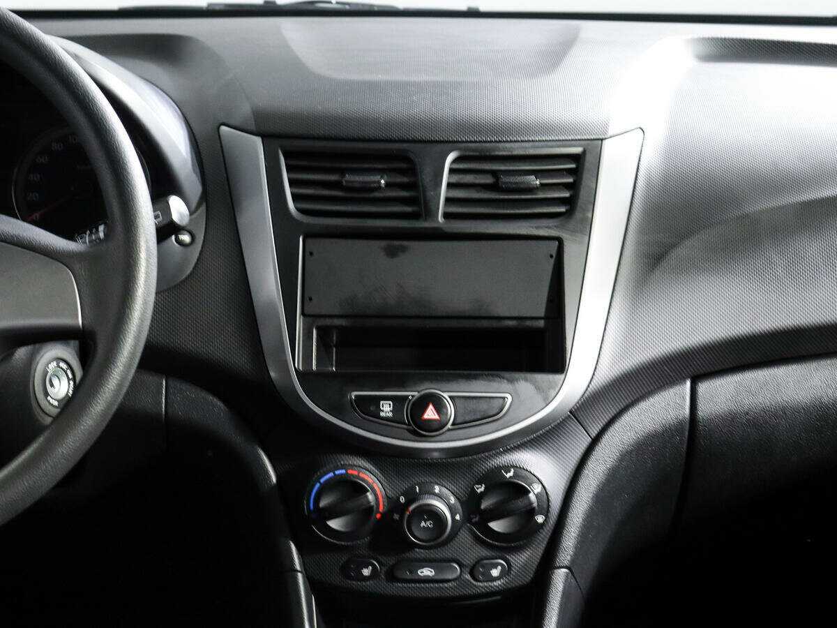 Б/У Хендай Солярис 2016 года. Фото: #10