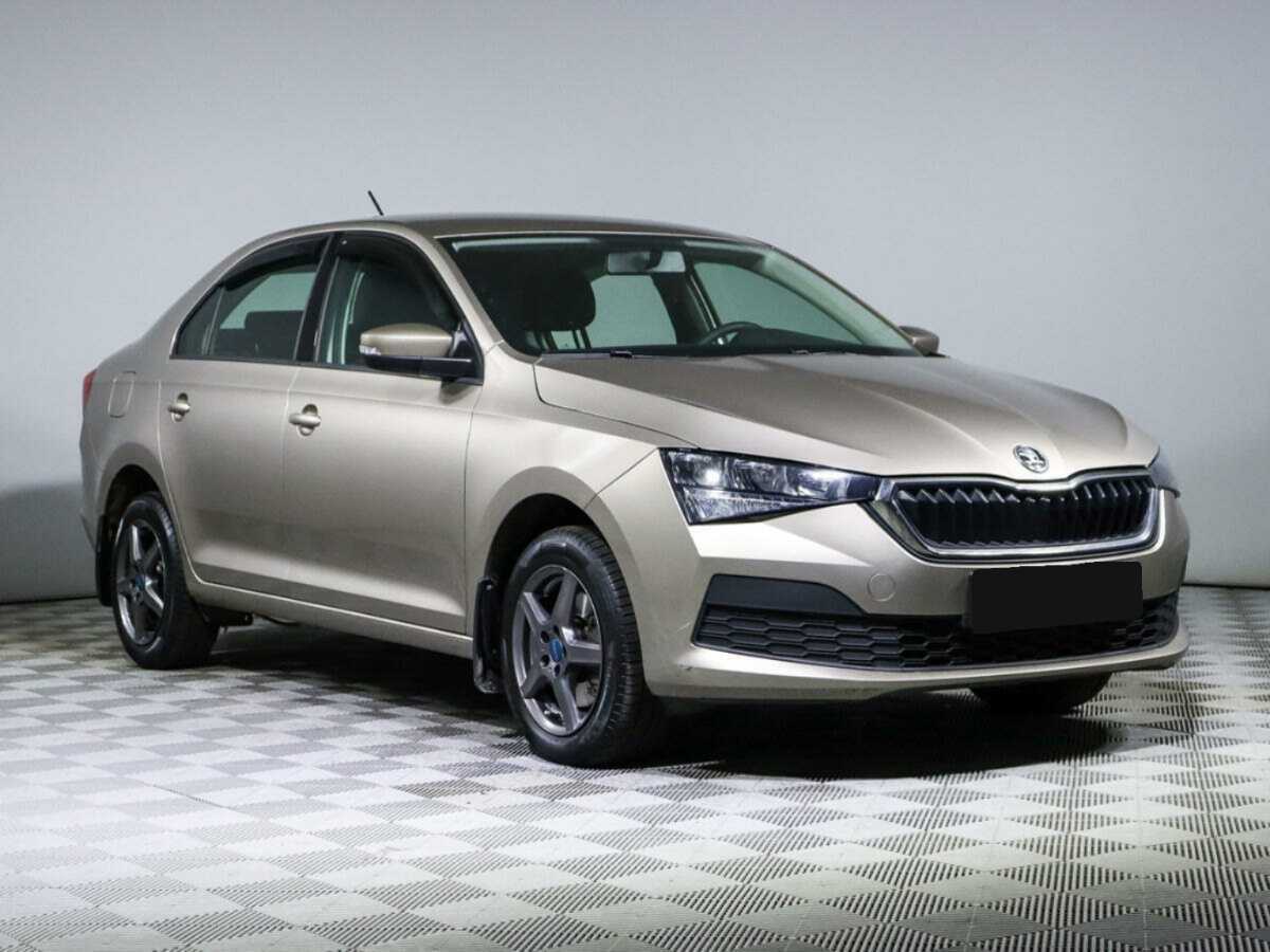 Б/У Шкода Рапид 2021 года. Фото: #2